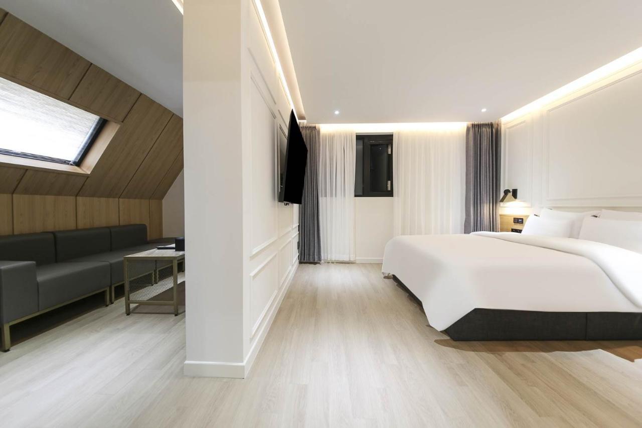 Brown Dot Hotel Pyeonghwa Plaza Мокпо Экстерьер фото