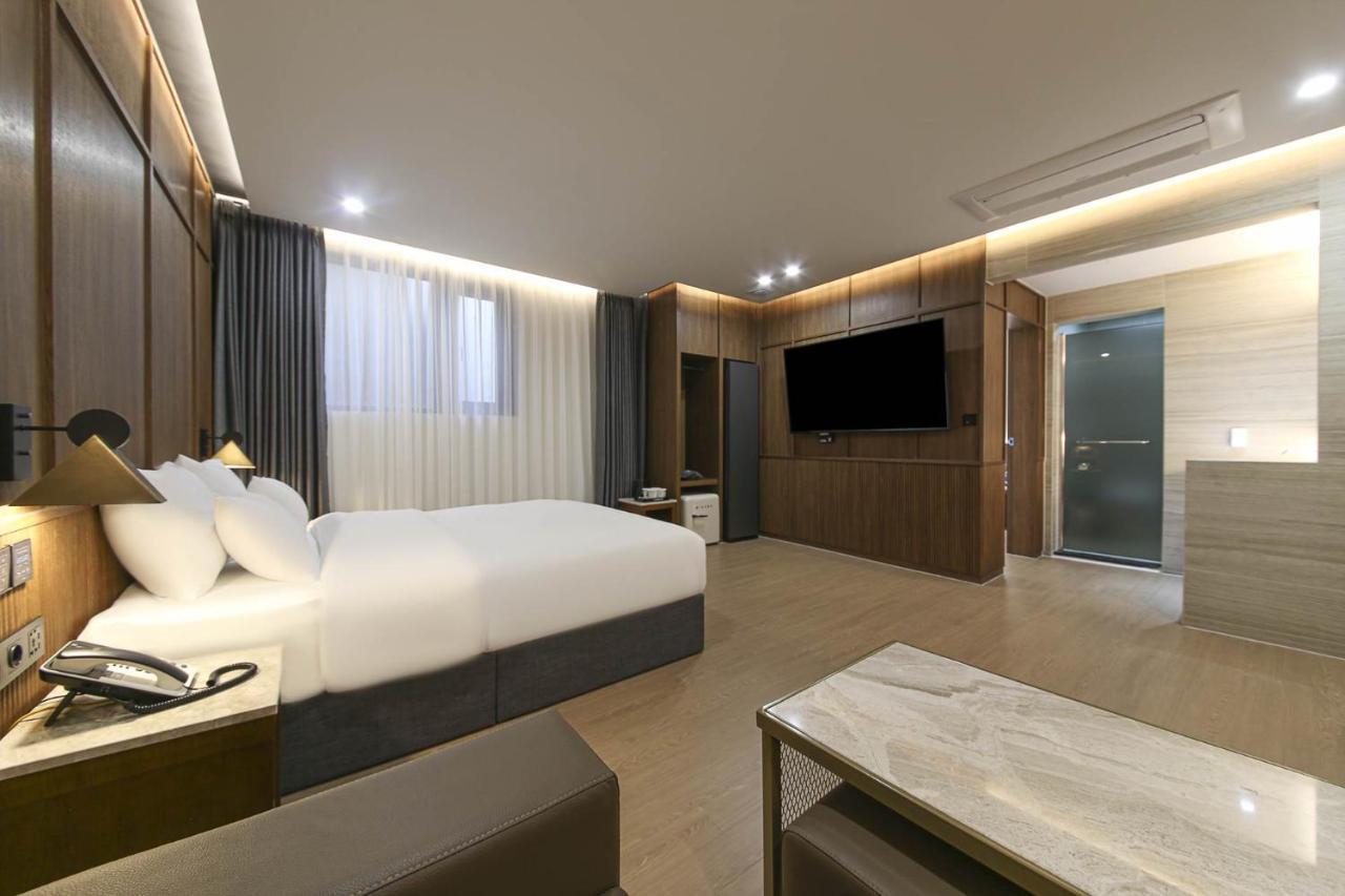 Brown Dot Hotel Pyeonghwa Plaza Мокпо Экстерьер фото